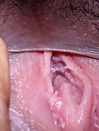 All-natural oriental females are getting pleasure on pictures