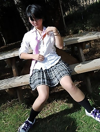 Korean hellcat is posing naked for fun