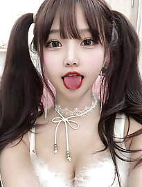 Hottest oriental M-I-L-F seems excited